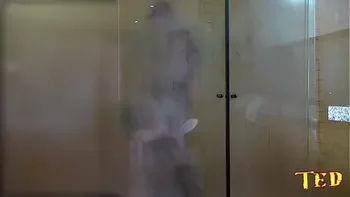 O dotado pegou a loira no banho depois da cena - Rafaella Denardin - Ed Junior