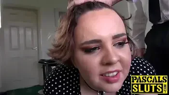 Teary eyed sub flogged until her ass cheeks turn red