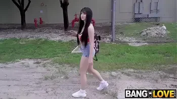 Dylann Vox Stripper With Double Ds Hops on The Bus