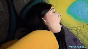 Public Agent Cash tempts busty American Amilia Onyx to fuck