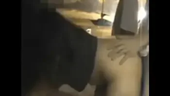 Esposa caliente hablando al marido