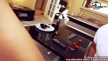 Einsame deutsche Milf Mutter mit dicken Titten abgeschleppt - ECHTES EROCOM DATE