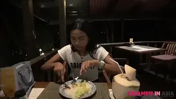 Teen Thai girl uncensored sperm creampie