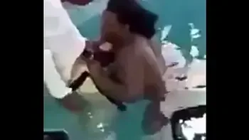 Pastor suck and fuck in a pool