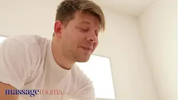 Massage Rooms Oily Massage for Latina babe Scarlet Rebel