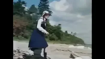 Skinny dipping stolen all clothes from woman and drive away. Robbed naked. ENF