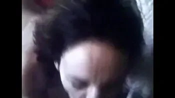 Waltraud liebt fisting, sich wichsen und dann mich blasen.AVI