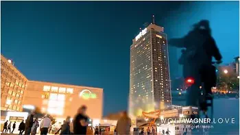 Punk Bitch Lou Nesbit Gets White Big Dick - Yummi