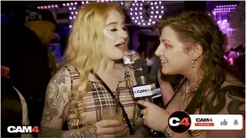 Estella Bathory And Zara Durose - Balls Deep! Pornstars Live At Snap