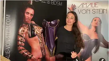 A Purple & Gold Latexbody By The Latex Designer Demask!