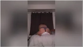 Humping My Pillow :) {re-upload, Fixed Volume}