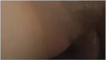 Crot Didalem Memek Pembantu Cantik - Awek Melayu