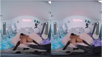 Hot Date With Ebony Goddess Kira Noir