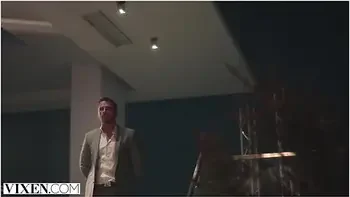 Ariana Marie, Scarlit Scandal And Manuel Ferrara - Seductress Scarlit On The Prowl Finds Ariana & Manuel