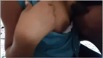 Hot teen 18+ Sex Hote Room කොල්ලා බලෙන් කරනවා කෙල්ලට මෝල් ක්ලාස් කට් කරලා රූම් ගියා