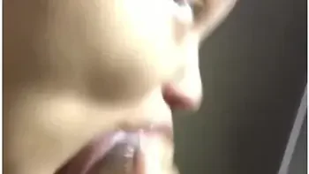 Pretty Mzansi Yellow Mellon Carved