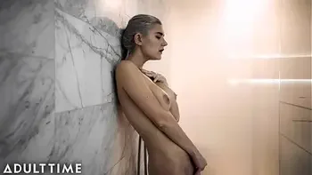 ADULT TIME Come Shower With Eva Elfie