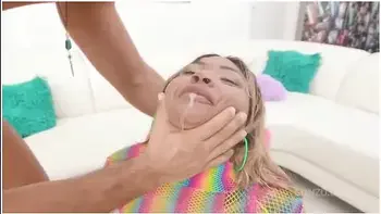 Curvy Piss Slut Avery Jane Gets Drenched And Anally Destroyed In Gonzo Debut Sz2998 (pee)