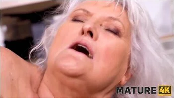 Guy Bonks The Voluptuous Mature Honey In Front Of Her Husband