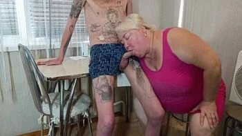 Stepmom Deep Throat Blowjob and Handjob with Cum in Mouth Swallow