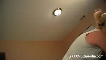 Dental Hygenist Wearing Latex Gloves and Mask Makes Patiend Cum From Handjob