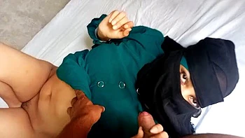 Indian Muslim Girl Dearshivani Face Fuck & Cum Swallowing Blowjob