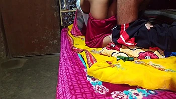 Bhabhi Ki Baid Par Thook Lagake Gaand Mari