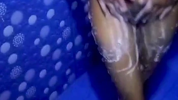 Indian Girl Bathing Vidoe