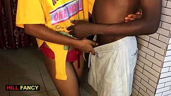 Nigerian Wife Seduced By Big Black Cock - Amateur Creampie Fuck