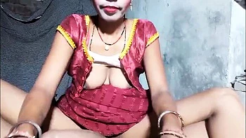 RadhaDevi Hot Desi Bhabhi Handjob and Fucking XXX Video