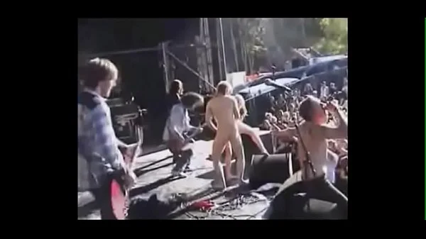 Having sex at the concert