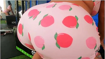 Big Boobs Milf Latina Kaira Mia Hard Fuck - Kiara Mia And Tommy Wood