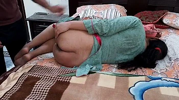 QueenbeautyQB Hot Maid Cleans Room and Gets Ready for Rough Sex in Hindi