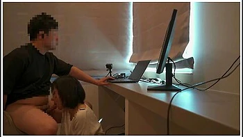 個人撮影#32 エンw不倫ch またまたやっちゃいましたリアルリモート会議中のへろへろ奉仕生挿入して中出しする不倫カッフルの日常japanese Amateur /日本人/japanes