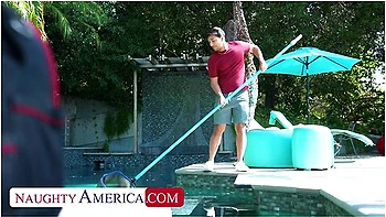 Milf Alexis Malone Has Pool Guy Do Work On Her Wet Pussy