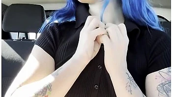 Not Incognito Masturbation In Uber - He Saw My French Hairy And Tattoos