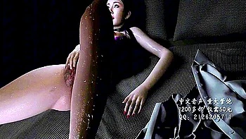 Slutty Beauty Seduces