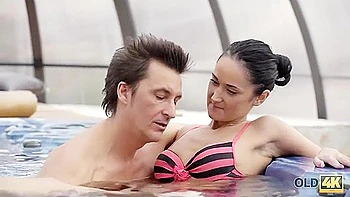 Middle-aged Guy Penetrates Wife And Cums On Her Pretty Face