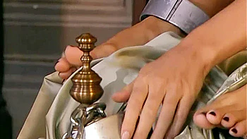 Woman Seduced and Kept Chained To Bed