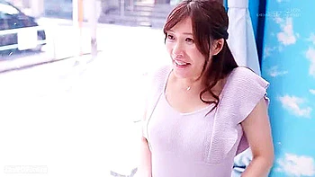 240906エロモデルとして注目される奥さまc1