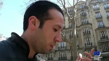 Cali Cruz s'offre une baise hard avec un inconnu