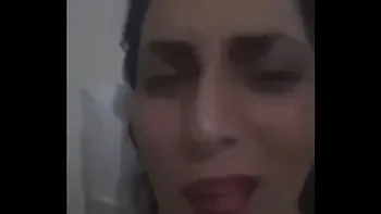 سكس عربي مصري لتكمل الفديو الرابط في الوصف
