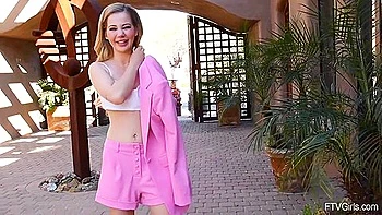 Bella Cute Teen 18+ In Adult - Babe