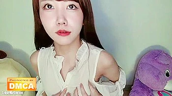 Cute beautiful girl erotic live chat