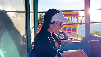 Bumanguesa Katti Blake Fucks In The Middle Of Panachi Park For A Big Cock