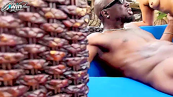 Poolside Sex With A Bbc And Phat Ass Latina - Xxx!