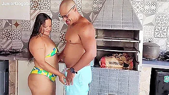 Brazilian Stepmom With Big Bum