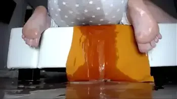 Slut cums all over the floor after she got fucked by bigcock