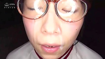 [ktra-339] A Beautiful Girl Wearing Glasses: 10 Girls, Continuous Sex, 38 Hours, A Set Of 2 Dvds 6