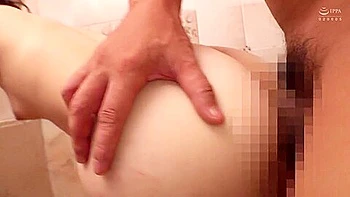 パパにご奉仕するみみちゃんは激カワ18歳の美少女